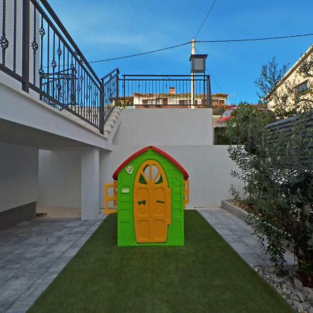 Deluxe Apartman Porto Трогир Екстериор снимка