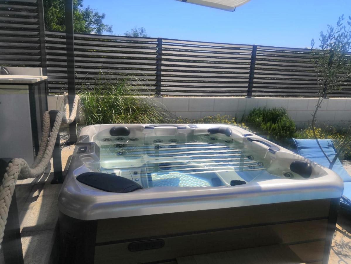 Deluxe Apartman Porto Трогир Екстериор снимка