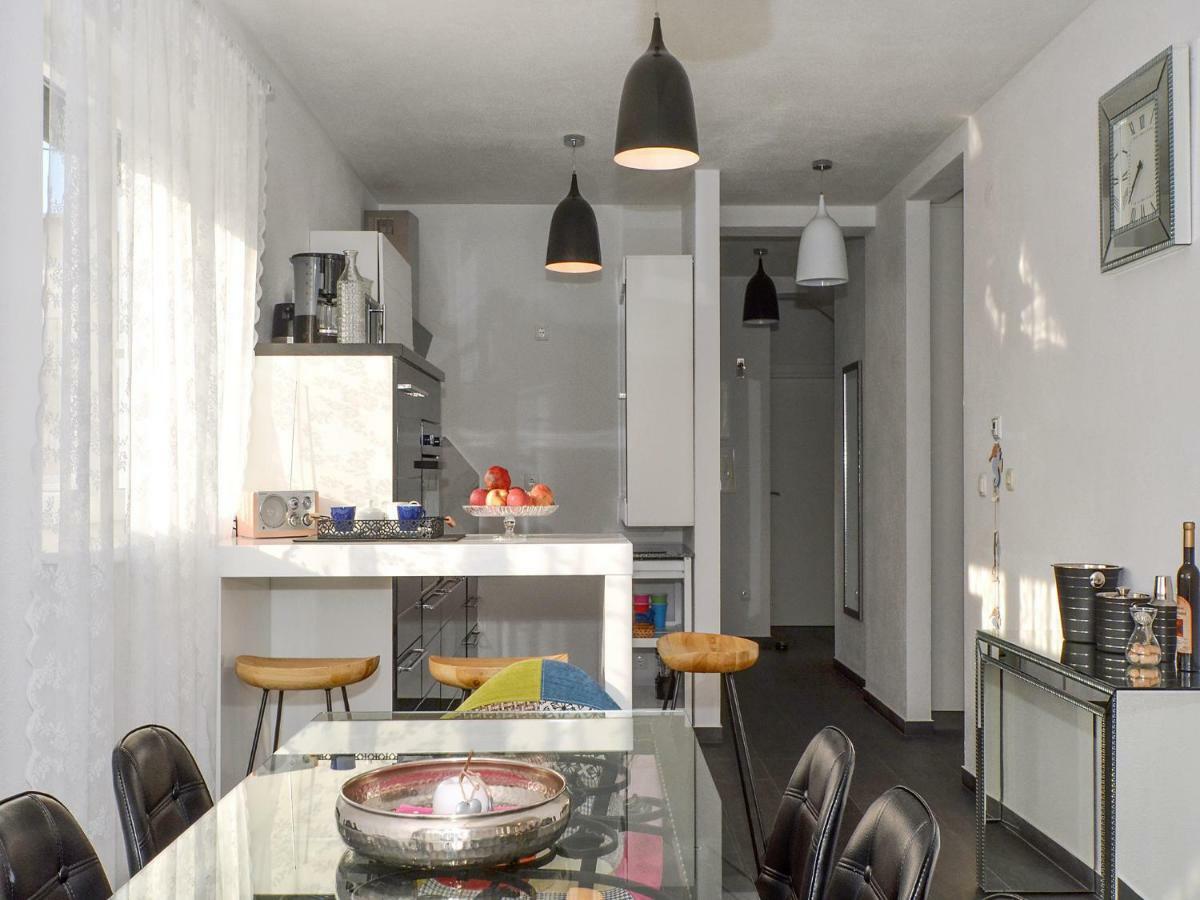 Deluxe Apartman Porto Трогир Екстериор снимка