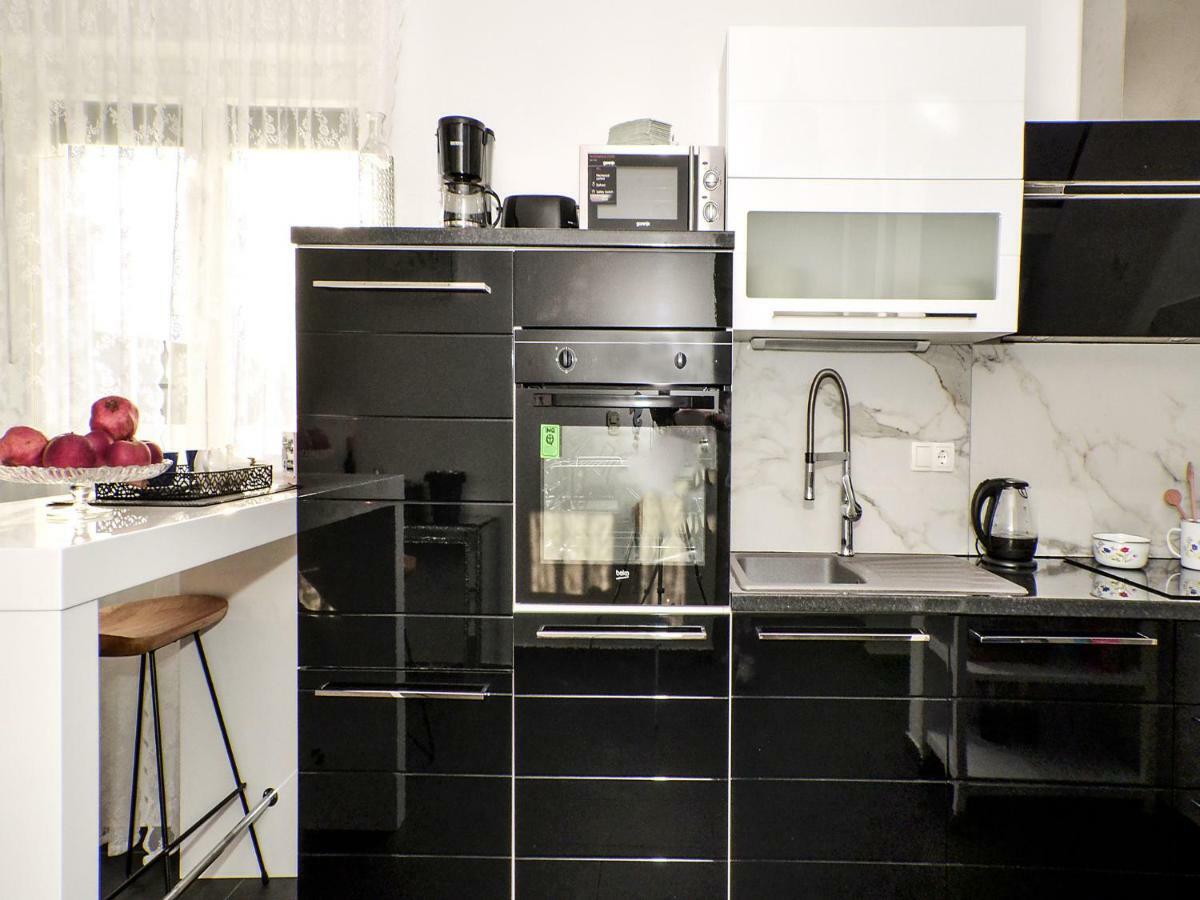 Deluxe Apartman Porto Трогир Екстериор снимка